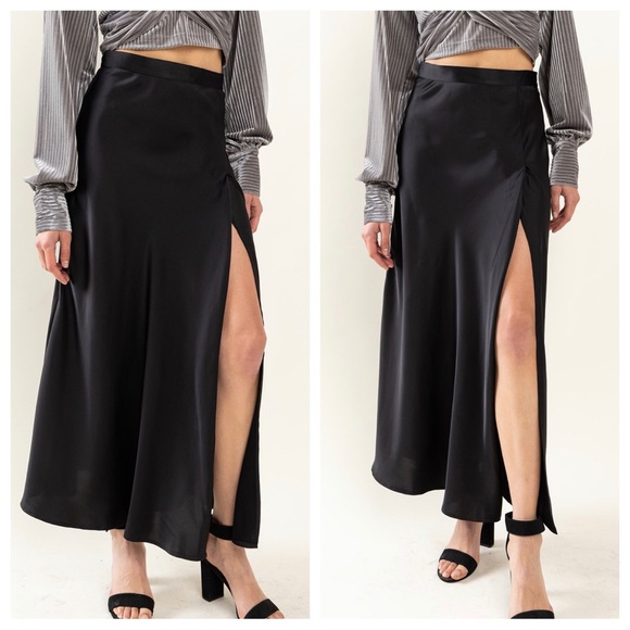 Fabulous Satin Side Slit Long Skirt - Picture 2 of 3